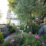 山林小屋 Lodge-belvedere Sur Les Hauteurs De 维琪