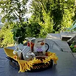 Lodge-belvedere Sur Les Hauteurs De 山林小屋