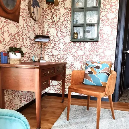 Lodge Lodge-belvedere Sur Les Hauteurs De