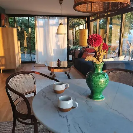 Lodge-belvedere Sur Les Hauteurs De * Vichy