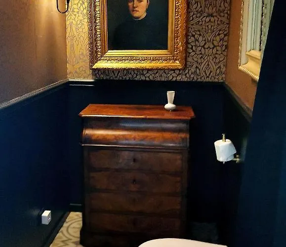 Lodge Lodge-belvedere Sur Les Hauteurs De *