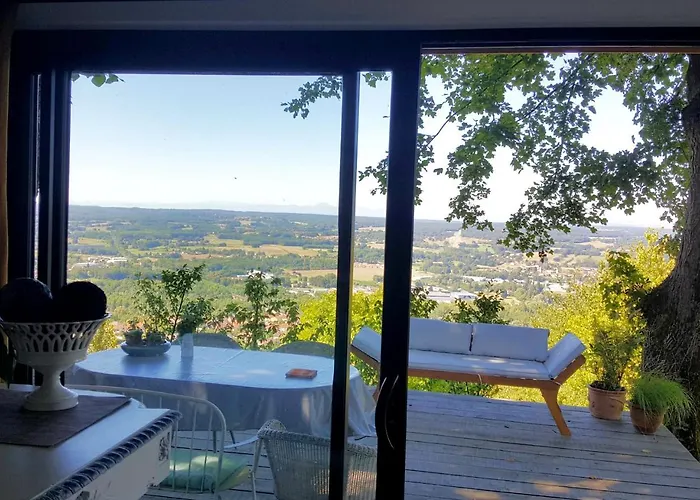 Lodge-belvedere Sur Les Hauteurs De Vichy