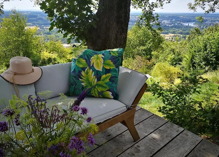 Lodge-belvedere Sur Les Hauteurs De * Vichy