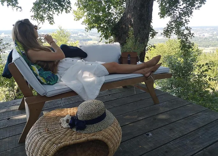 Lodge-belvedere Sur Les Hauteurs De Vichy