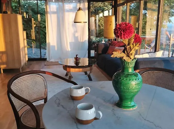 Lodge-belvedere Sur Les Hauteurs De * Vichy