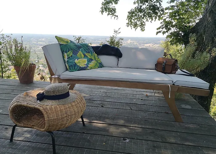 Alojamento de Turismo Selvagem Lodge-belvedere Sur Les Hauteurs De